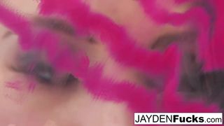 Jayden Decides To Play With Her Amazing Pussy