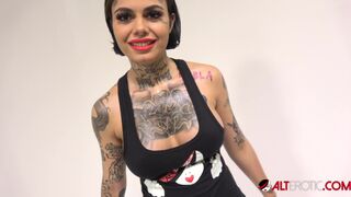 Interview with busty tattooed beauty Genevieve Sinn