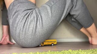 Giantess Destroys Tiny People On The Bus | BUTTCRUSH VORE