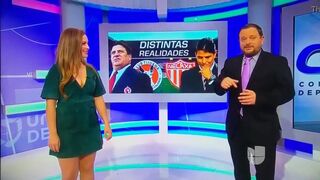 Ana Caty Hernández Goribuena In Green Minidress Leg - YouTube (720p)