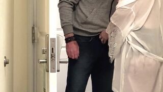 Delivery Flash Turns Me Into Slut Stranger Blowjob and Touching Flashing