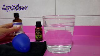 How to insert a menstrual cup and How to remove a menstrual cup
