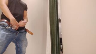 CAUGHT DICKFLASHING IN THE STORE DRESSINGROOM