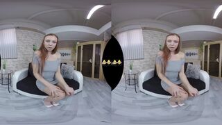 VR Hot Pissing Action