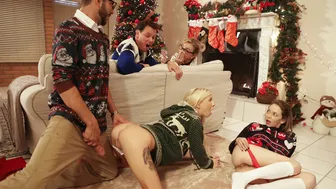 Tree porn video – My Family Pies - Christmas Family Sex