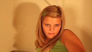 Raunchy blonde teen toys her pink pussy raw