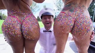 Ass Parade - Rose Monroe & Lilith Morningstar's Big Asses Covered In Candy (Yum)