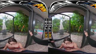 Tutoring Leana Lovings In VR