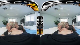 Big Tits MILF Teaches Honey Hayes How To Suck Dick And Fuck In VR