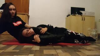 Headscissors - Leather leggings - Handgag