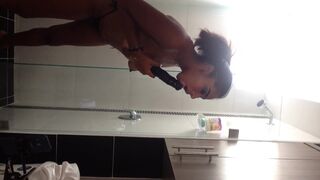 I record myself in the shower with my toy