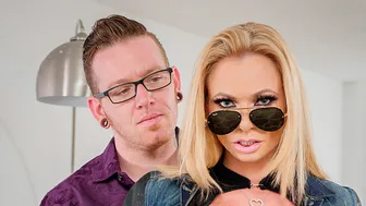 Spizoo - Ultimate MILF Briana Banks Is Full Of Sex