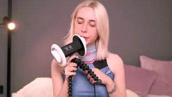 ASMR Gamer Girlfriend Will Click Your Keyboard - Mia Delphy