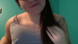 white girl flash tits cam