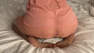Alicia Spring Farting in her new pretty lingerie for you!