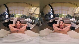 Curvy Babe Valentina Nappi Fucks During Interview VR Porn