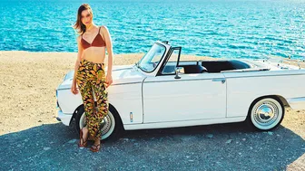 Superbe - Solo Traveller With Polina Pafio