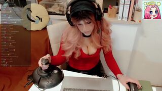 Trans Gamer Get Turned On and Squirt During a Live on Twitch