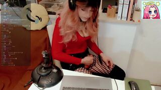 Trans Gamer Get Turned On and Squirt During a Live on Twitch