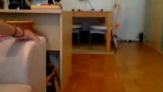 Beautiful white girl nasturbating in webcam