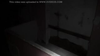 I enter the abandoned house to fuck and almost discover me