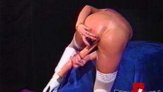 Butt Slammers - Ariana