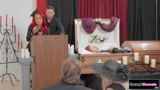 TS Foxxy barebacked at husbands funeral