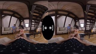 Hannah Viviene Hot Threesome in 3D VR.