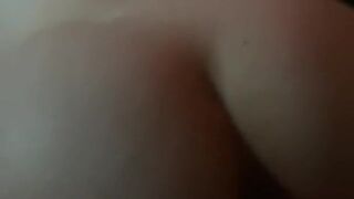 Pregnant MILF hard orgasm