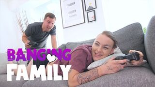 Banging Family - Fucking my Inked Step-Sis Gamer