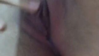 I am very horny and I have my first squirt! leaked video by whatsapp !!!!