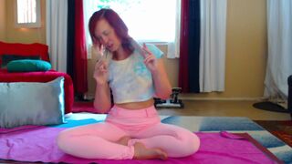 Aurora Willows yoga in pink pants and crop top
