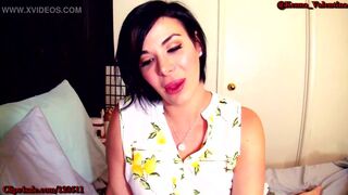 Kenna Valentina - Mommy Helps You Masturbate