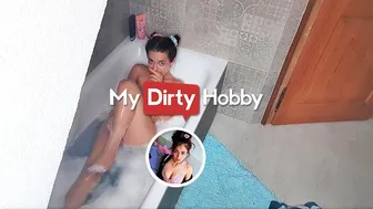 LinaWinter Is Playing With Her Pussy While Enjoying A Hot Steamy ...