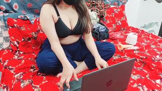Rabia Bhabhi Live Video Call With Her Whatsapp Client Dildo Fucking With Clear Hindi Audio