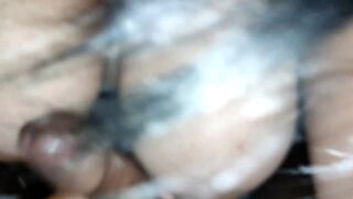 Gordita tetona siendo garchada fuertemente después de ser descubierta en tinder