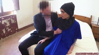 21 YEAR OLD REFUGEE IN MY HOTEL ROOM FOR SEX