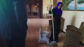 Arabs Exposed - Poor Janitor Gets Extra Money From Boss In Exchange For Sex