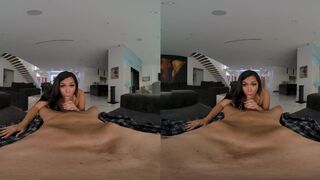 Pleasure Palace Experience With Curvy Babe Ashlyn Peaks VR Porn