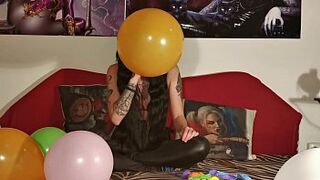Baloon blowing & popping by teen girl pt2 HD