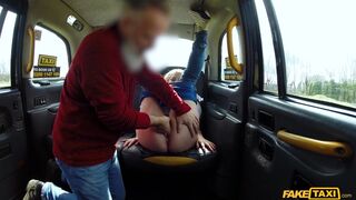 Taxi Facial For Hot Tattooed Blonde
