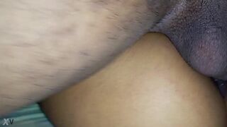 A black BBC with a big cock makes my wife orgasm, her ass twitches.