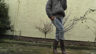 HD desperately waiting with full bladder, jeans wetting