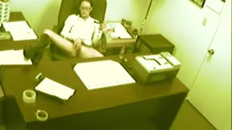Scandalous GFs - secretary fingering and masturbating pussy at office