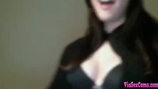 Cosplay bitch on cam give a blowjob to cumshot