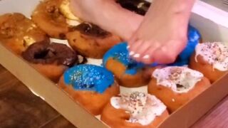 Giantess Crush Fetish Doughnut Food Stomp Bare Feet Dirty Feet Foot Fetish