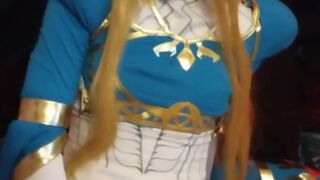 Trans Girl Princess Zelda fucks herself