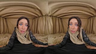 Making Special Connection With Natural Teen Xxlayna Marie As CHANI On The DUNE VR Porn
