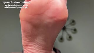 giantess pov | wanna be my home tiny boyfriend?