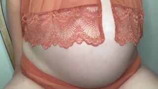Pregnant Babe Fucks her Dildo on a Chair: Multiple Orgasms